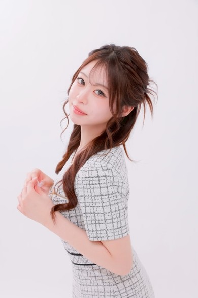 神崎 ひなのプロフィール写真2